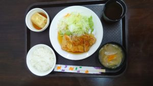 合宿免許の食事は美味しい まずい 鷹ノ台dsの食事例もちゃっかり紹介 カーライフお役立ちコラム